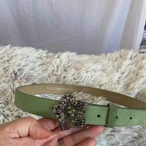 Belt suede pretty green with rhinestone buckle